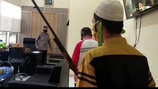 Warga Mesuji, Patuh Himbauwan Kapolres, Kedua Kalinya Serahkan Senpi Rakitan